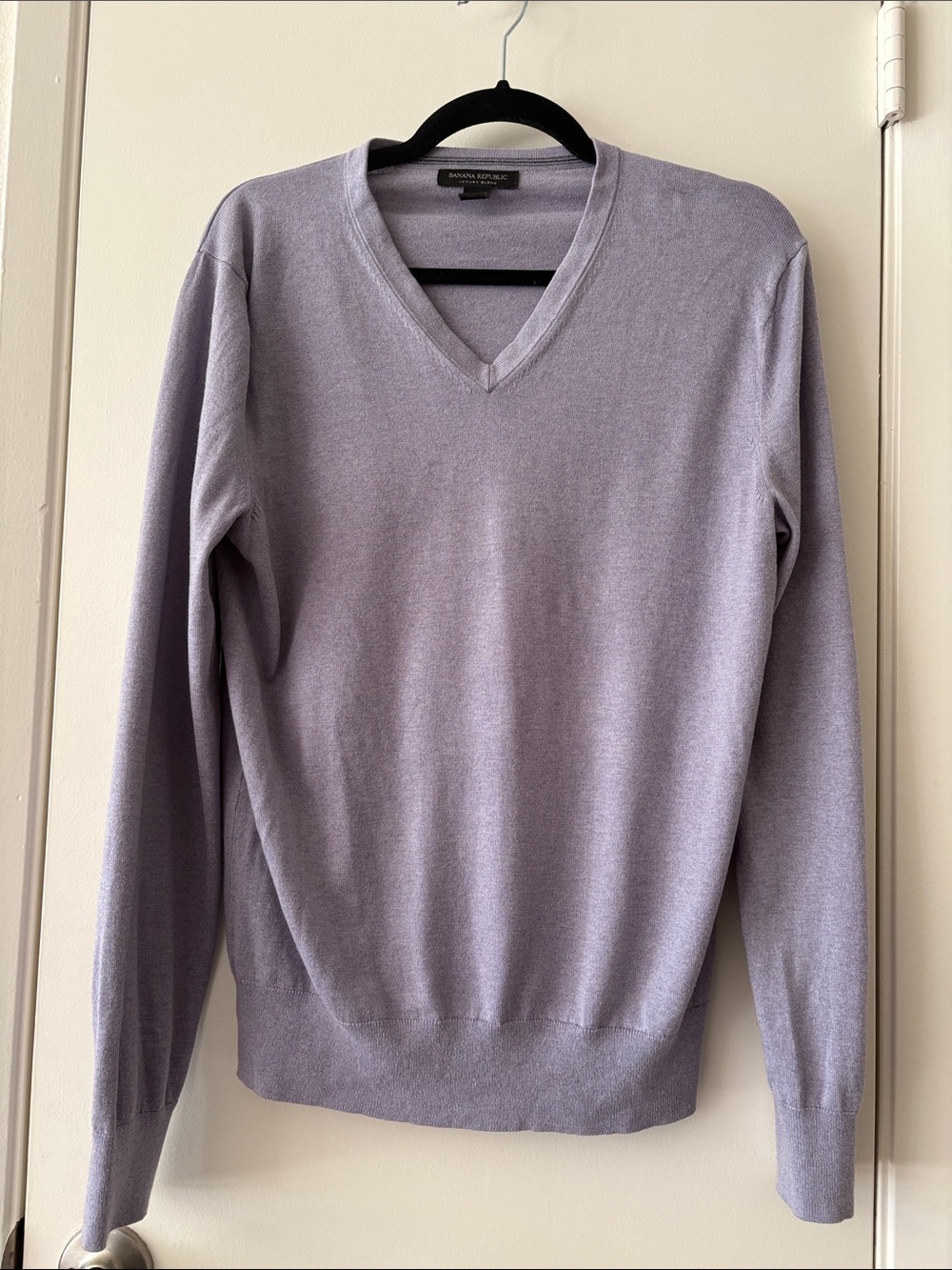 Vince Lilac V-Neck Sweater - Men's Casual Knit Luxury Blend